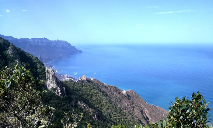 Excursion Trekking in the anaga massif, with traditional food tasting and customs show